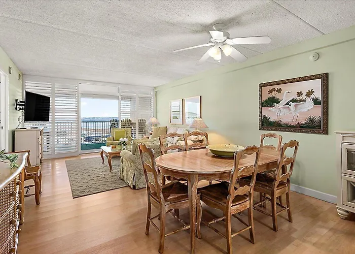 Ferienhaus Towers-spacious 3 Bedroom Unit With Bayside Views And Indoor Pool! *