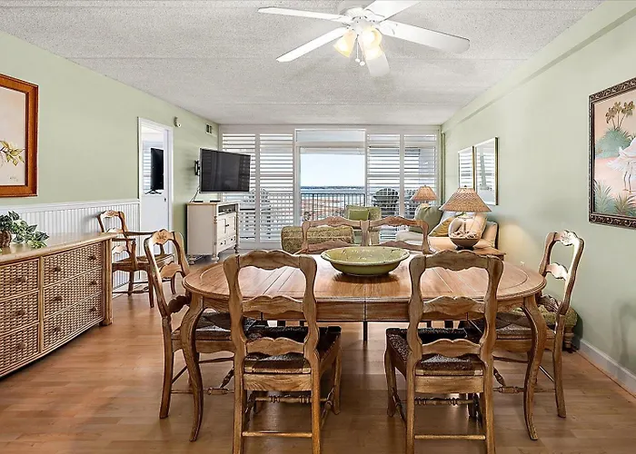 Ferienhaus Towers-spacious 3 Bedroom Unit With Bayside Views And Indoor Pool!