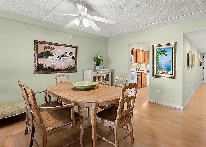 Towers-spacious 3 Bedroom Unit With Bayside Views And Indoor Pool! Ferienhaus