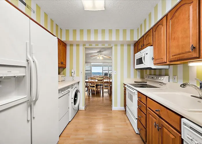Ferienhaus Towers-spacious 3 Bedroom Unit With Bayside Views And Indoor Pool! Ocean Stadt