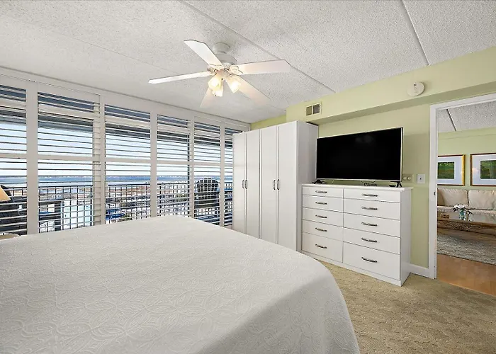 Ferienhaus Towers-spacious 3 Bedroom Unit With Bayside Views And Indoor Pool!