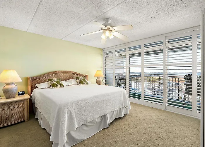 Towers-spacious 3 Bedroom Unit With Bayside Views And Indoor Pool! * Ocean Stadt