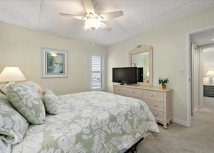 Ferienhaus Towers-spacious 3 Bedroom Unit With Bayside Views And Indoor Pool! Ocean Stadt