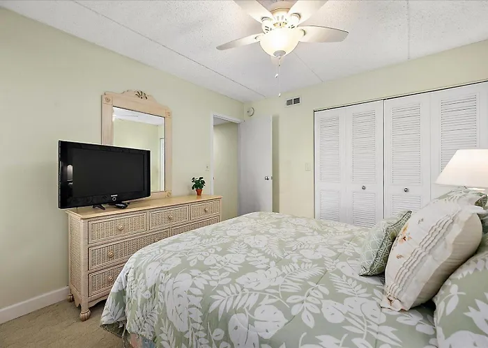 Ferienhaus Towers-spacious 3 Bedroom Unit With Bayside Views And Indoor Pool! Ocean Stadt